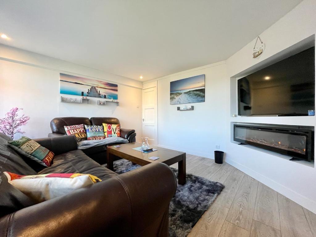 Blakes Beach House Humberston Fitties Bagian luar foto