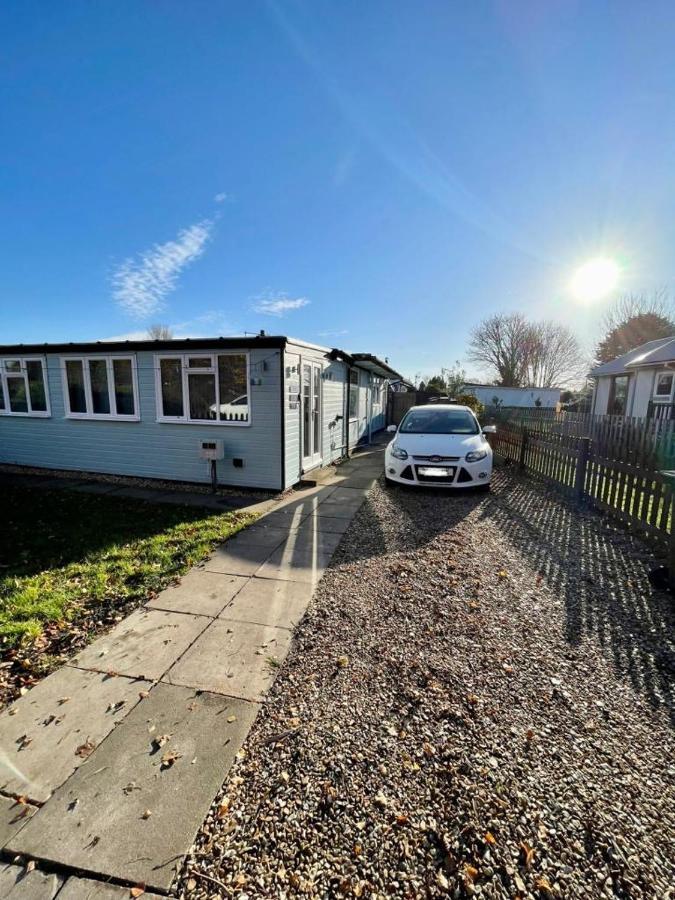 Blakes Beach House Humberston Fitties Bagian luar foto