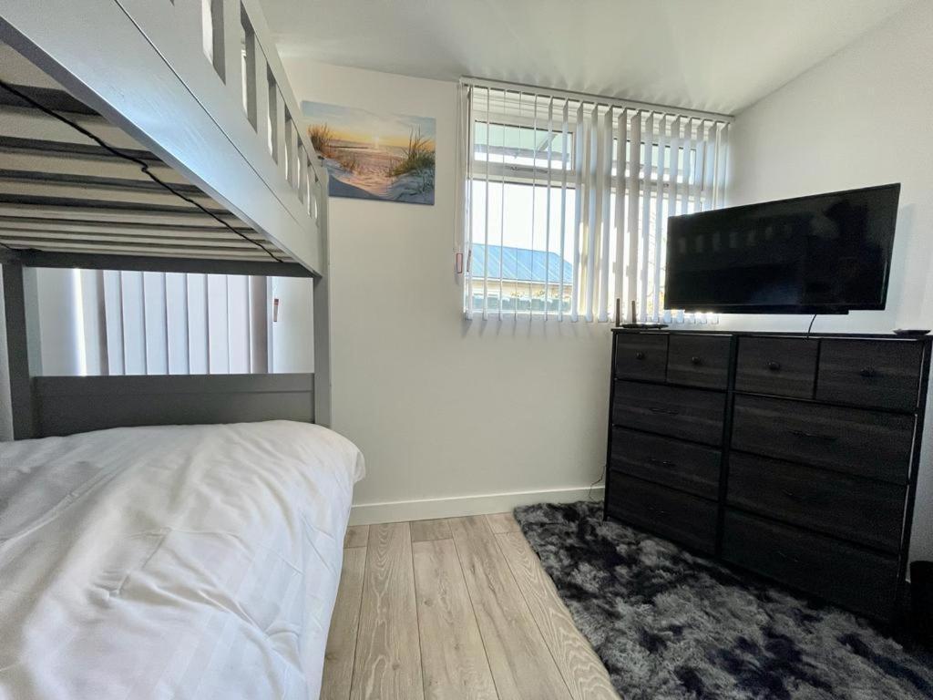 Blakes Beach House Humberston Fitties Bagian luar foto